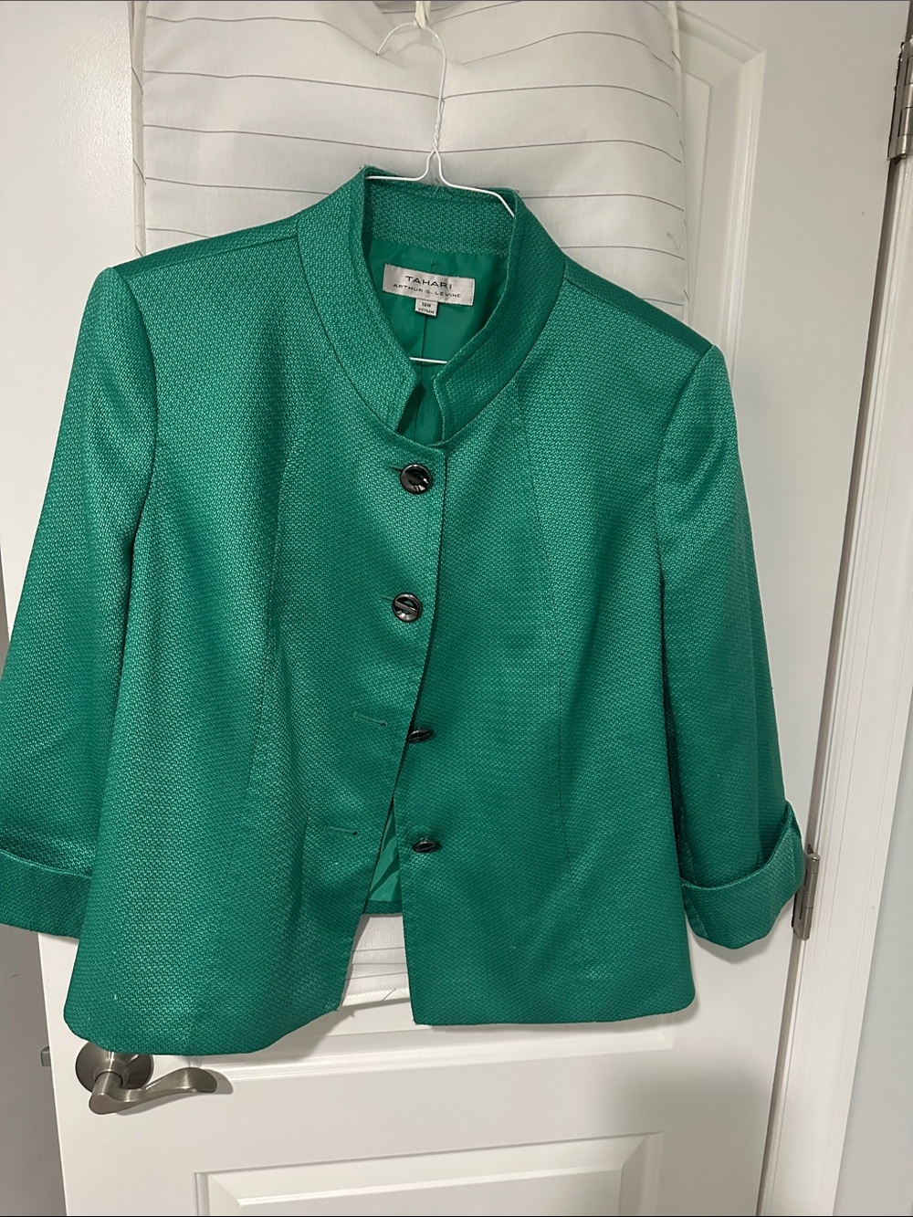 Tahari ASL Emerald Green Textured Button Blazer